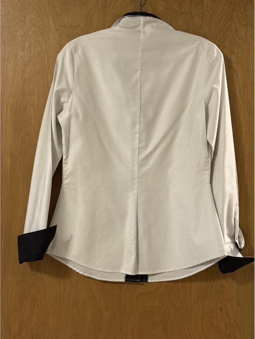 Farinaz Taghavi White Tailored Blouse w/ Black Contrast Collar & Cuffs Size 6 - Picture 2 of 9